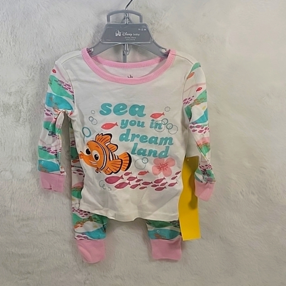 Disney Baby Finding Nemo 9-12 Months Pj Sirt and Pants
